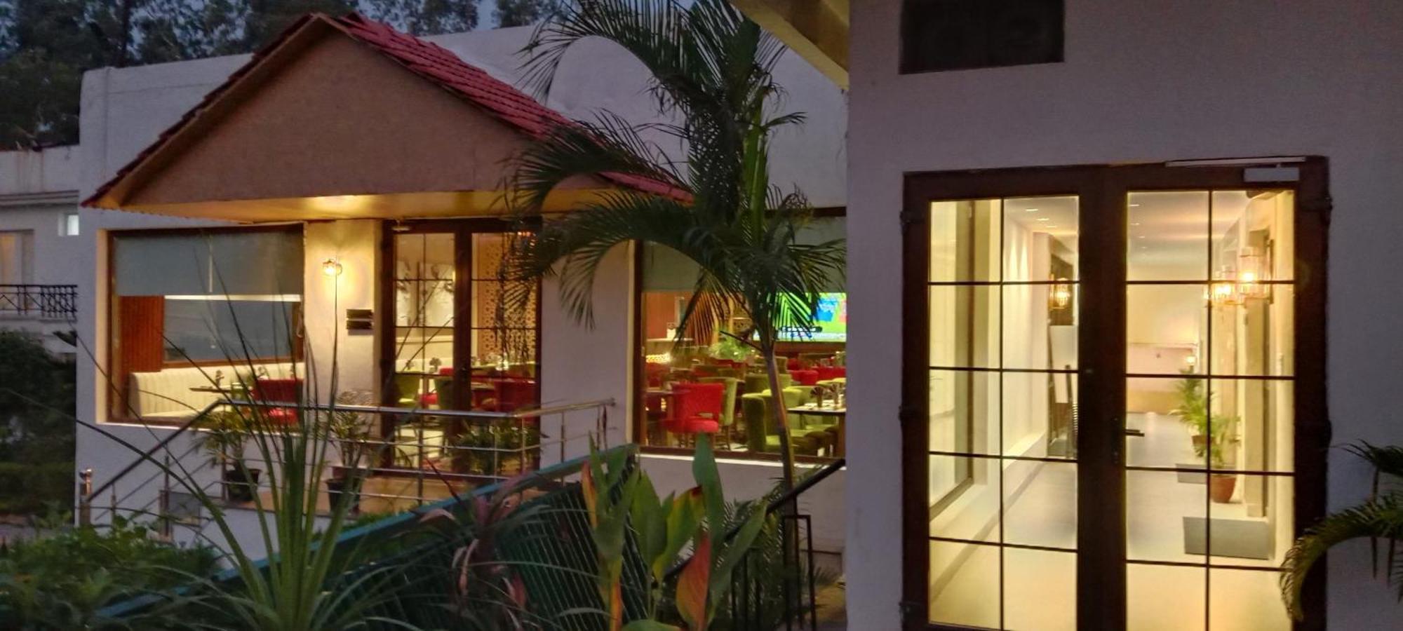 Black Mango Resort Kala Amb Esterno foto